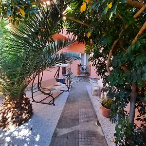 Rosa Nel Cuore Di Casa vacanze